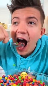 When you only get one scoop... | PrestonPlayz