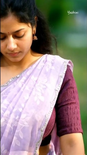 How to style like Yazhini ❤️🥻 | Pastel lavender floral Saree with deep plum textured Blouse