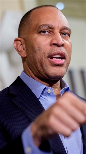 Jeffries Confident Dems Will ‘Stop’ Trump From Demolishing Kennedy Center.