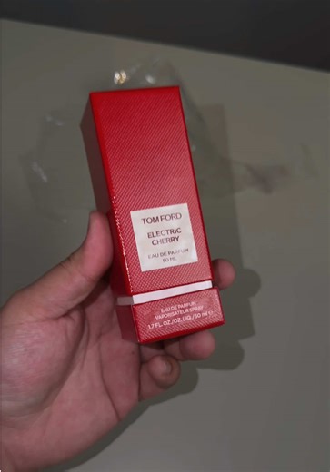 TOM FORD ELECTRIC CHERRY 🍒 | BLIND BUY REVIEW #tomford #electriccherry