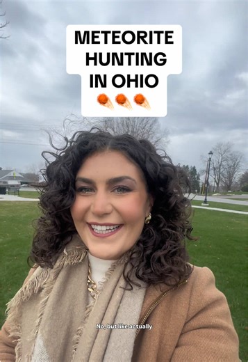 A meteor lit up the sky over Northeast Ohio… and now it’s turned into a real-life treasure hunt ☄️ I met meteorite hunter @Roberto Vargas in Medina County searching for fragments.. and one of them already found a piece Would you go looking for one? 👀 #meteor #cleveland #meteorite