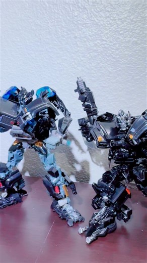 Autobot Wreckers | Transformers Collector on Instagram: "An oldie but a GOODIE 🔥 Some Transformers figures don’t just age… they level up like fine wine 🍷🤖 Dark of the Moon gave us three of the BEST character designs—iconic looks, strong shelf presence, and still holding up today. Now imagine if Hasbro took it a step further 👀 Updated Leader Class Ironhide and Sentinel Prime with modern engineering, better scale, and upgraded articulation? Instant must-buys. The designs are already there—now 