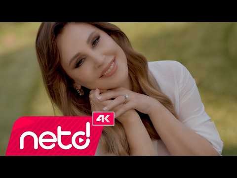 Funda Arar - Bana Bir Gülümseme Ismarla