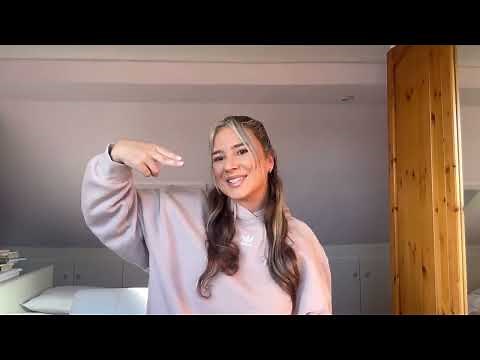 Count on me - Bruno Mars - Makaton sign-along with Rebecca