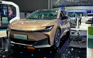 2023款丰田bZ3终于来了！纯电续航里程超600KM，外观不输Model3