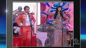 Elio e le storie tese e Cher (Paola Cortellesi) (Mai Dire Gol, 01.02.2001) | Mai Dire Gialappa'S