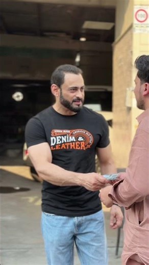 Do Not Let Your Left Hand Know What Your Right Hand Gives #omgsadiq