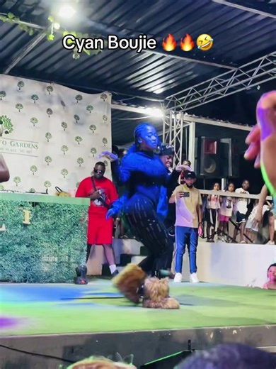 Cyan Boujie Dance Style