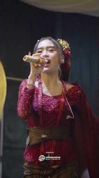 SUARA NADYA SOPAN DI TELING