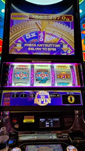 HUGE WIN! Gold Spin Wheel of Fortune #Slots #Jackpot