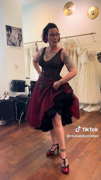 Dein individuelles Rockabilly-Brautkleid designen