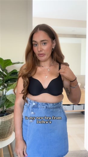 LETEESHA MCSWAIN on Instagram: "I did a virtual bra fitting with @DeBrasAU and when I tell you… I have been living life in the wrong size for YEARS 😭 No digging, no slipping straps, no adjusting every 3 minutes, no back rolls being bullied by the band - Just SUPPORT ✨ It’s wild how something as small as the right fit can make you feel more held, more confident, more you. If you’ve been putting off finding your size — take this as your sign. The fitting was so easy, so comfortable and helped me 