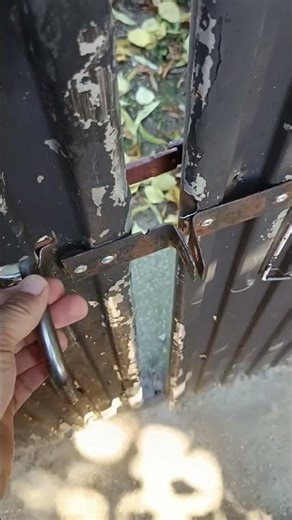 DIY homemade door lock