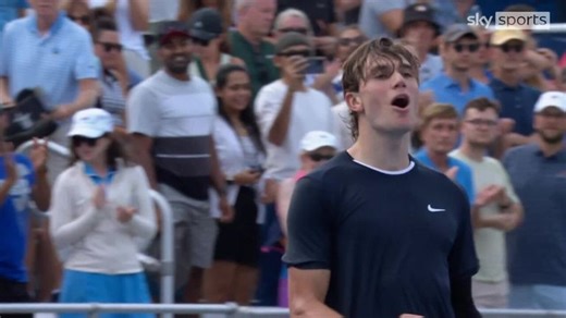 Jack Draper fights back to beat Stefanos Tsitsipas | The winning moment