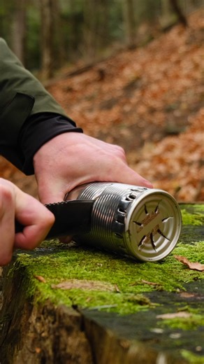 Genius Life Hack: DIY Mini Stove in Forest! #survival #camping #lifehacks #bushcraft | Wilderness Wanderer Bushcraft
