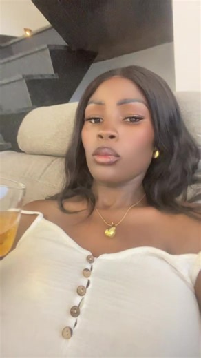 Cláudia (@cludia.de.carvalho)’s videos with som original - Cláudia