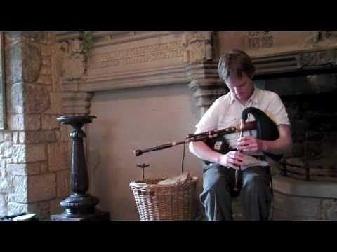 Fin Moore plays border pipes at Lennoxlove House