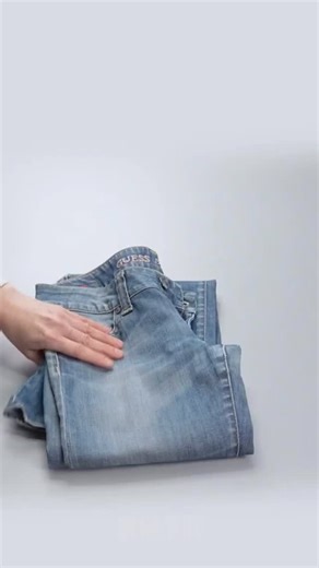 Bano Service | DIY mini backpack from old jeans #fishbag #shorts #diy #sewinghacks #Denim #Denimbag #sewing #clothing #tipsandtricks #easy #handbag... | Instagram