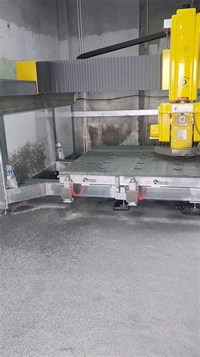 How to make sure the workbench plane perfect ? After the TITAN Plus 5 is correctly assembled and perfectly leveled, the PVC basement of the workbench should be planed smooth, then glue high anti-slip rubber layer on. | Laizhou Oriental Machinery Co.,Ltd