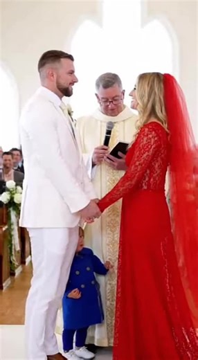 Unexpected Wedding Comedy Moment That Will Make You Laugh