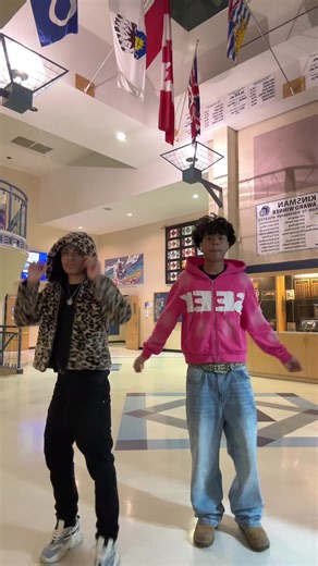 Pink zip up hoodie: @timeloopvisionz Use code AXL for 10% off‼️#fyp #foryou #asian #wockst★rz #dance @★ ★ ★ ★ ★