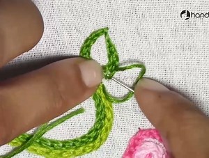 10M views · 6.4K reactions | Embroidery Flower | Braided Chain Stitch by Hand By: HandiWorks | MetDaan DIY | Facebook