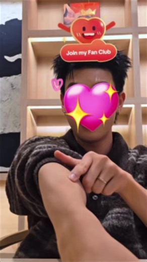 #CapCut Vết gì đây hai thanh niên cún cắn mèo cào ấy hả...Hôm qua lặn mất tăm mất tích là để cạp nhau đó hả @DAOU ต้าห์อู๋ค้าบบ~ @Offroad kantapon 😂 😂😂#daouoffroad #daoupittaya #offroadkantapon