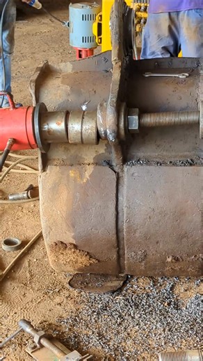 6.1K views · 57 reactions | Excavator Bucket and DIY Ideas. #lathe #excavator #Restoration #howto #Repair #Diy #DIYideas #tools | Dangerous 429 | Facebook