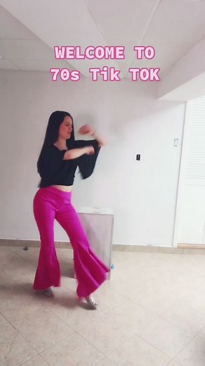 Relive the 70s Dance Era with Vintage Disco Vibes