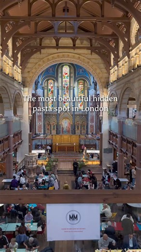 If you’re looking for a unique place in London to visit, Mercato Mayfair should be on top of your list! A stunning 19th-century church transformed into a vibrant food hall with stained-glass windows, cosy corners and some of the best global street food in the city 🍽️✨ 📍St Mark’s, North Audley St, London W1K 6ZA 📆 Mon–Thu: 12:00–23:00 Fri–Sat: 12:00–23:59 Sun: 12:00–22:00 #mercatomayfair #placestovisitinlondon #londonfoodspots | Gioacchino russo