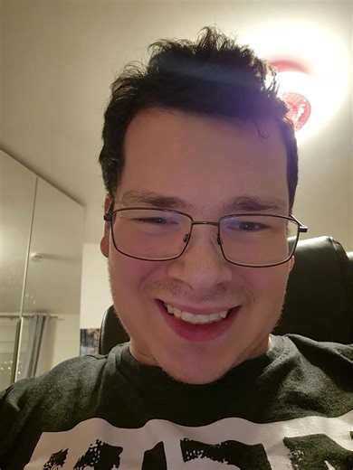 Rollstuhl.max483957warte5passt (@rollstuhl.max.wartepasst)’s videos with Prison Break Anthem (Ich glaub an Dich) - Single Version - Azad