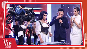 847K views · 3.7K reactions | Chỉ 2 từ thôi "NGƯỠNG MỘ" ❤️❤️ Xem full NGƯỜI BÍ ẨN tại kênh YouTube "ĐÔNG TÂY PROMOTION OFFICIAL" nhé! © Nội dung được khai thác và bảo vệ bản quyền bởi Vie Network. #VieShows #VieNetwork #NguoiBiAn #DongTayPromotion #TranThanh #HongDao #VanSon #TaiNang #LGBT #NooPhuocThinh | VieShows | Facebook