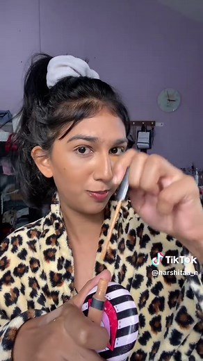 Latina Makeup Routine for School and University