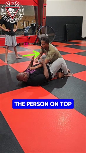 Person between your leg? Here's a quick way to regain control and defend yourself. #coachbritt