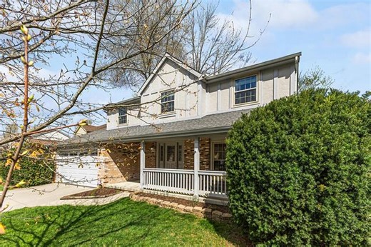 958 Windbourne St, Columbus, OH 43230 | Estately 🧡 | MLS# 226010374