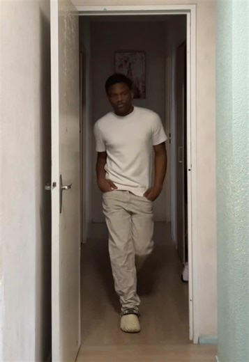 Emotional Moments of Model Runway Edits