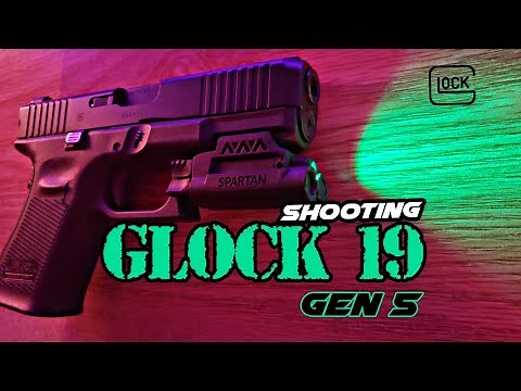 Glock 19 Gen 5 - Shooting with a Green Laser / LaserMax. #shooting #guns #glock #shots