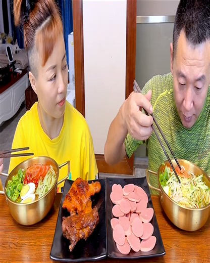 9.8K views · 188 reactions | ❤️ Lovely Funny Couple Eat & Prank Each Other – You’ll Cry Laughing! #BoomNow | Soul Food Foodie | Facebook