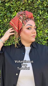 Because there’s nothing like a good wrap tutorial, especially when it’s using one of our newest Pashmina wraps 😍 So may different ways that you can style these gorgeous pieces 🙌 #HeadwrapTutorial #Pashmina #TheLittleTichelLady | The Little Tichel Lady