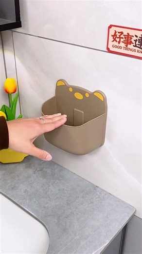 #Wall-mounted storage box – you can tell how useful this is just by looking at it. It's perfect