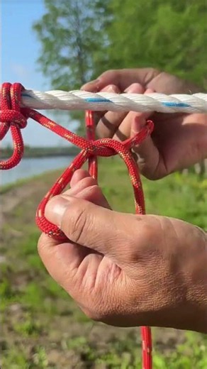 Quick Red Rope Knot Method To Attach Line To Main Rope