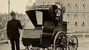 Electric Cars Were Huge in 1900 - Then They Vanished