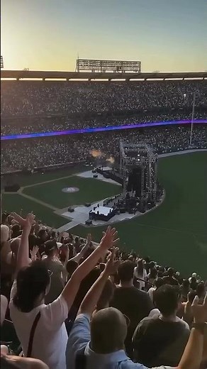 Awesome God - Michael W. Smith ‧ Worship 2001