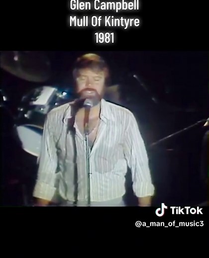 Glen Campbell's Iconic Performance of Mull of Kintyre