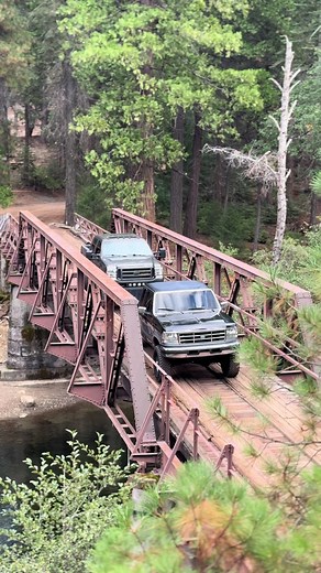 The 6.0 and 7.3 #60powerstroke #73powerstroke #6blow #fyppoppppppppppppppppppppppp #ford @Jonathan_7.🌲