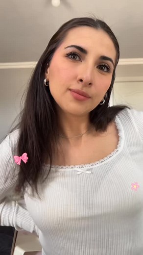 ¡Pestañas hermosas con la seguridad que mereces! ✨ Nuestros Rímel Prosa en blíster te garantizan un producto original, sellado y listo para darte el mejor resultado. Combina el Maxi Volumen con el Profesional Silicón para un efecto de impacto: volumen definición en cada pasada 😍🖤 Encuéntralos en Prosa Quito y con envíos a todo Prosa Ecuador 📦✨ #RímelProsaBlíster #RímelProsa #rimelprosaquito | Lovely Prosa