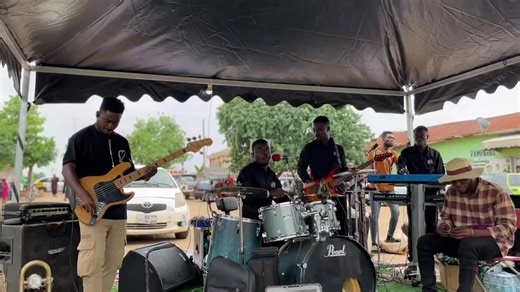 Daily Bread Performance by Live Band