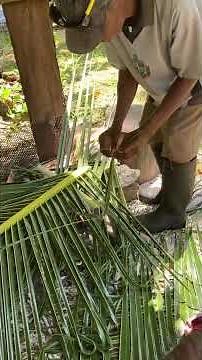 Weaving is a part of life on Aore Island in Vanuatu. Learn how to weave with Mumma Charity.