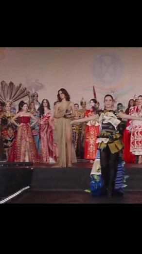 Nuestra hermosa Camila Pinzón durante la presentación a los medios en Miss World 2023. | Señorita Colombia - Miss Colombia