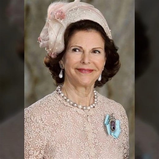 🤎🤎Queen Silvia Of Sweden Cute 🥰 Look||Swedish Royal family
